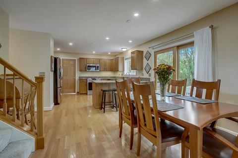 310 Buckingham Dr, Algonquin, IL 60102 photo 16