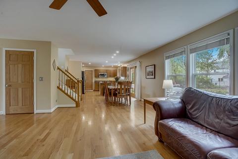 310 Buckingham Dr, Algonquin, IL 60102 photo 11