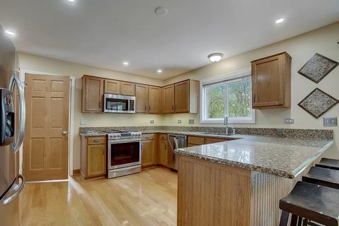 310 Buckingham Dr, Algonquin, IL 60102 photo 12