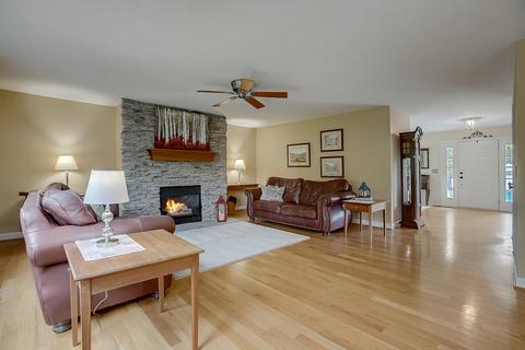 310 Buckingham Dr, Algonquin, IL 60102 photo 10