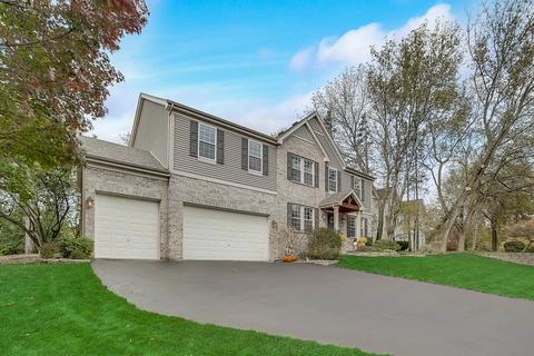 310 Buckingham Dr, Algonquin, IL 60102 photo 2