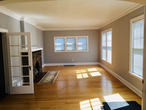 168 E Burlington St, Riverside, IL 60546 photo 2