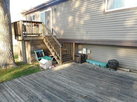 550 Hampton Ln, Roselle, IL 60172 photo 16