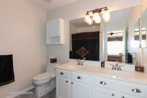 346 Persimmon Ct, Bartlett, IL 60103 photo 11