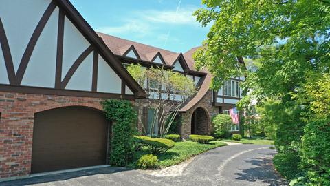 4 Orchard Ln, Golf, IL 60029 photo 3