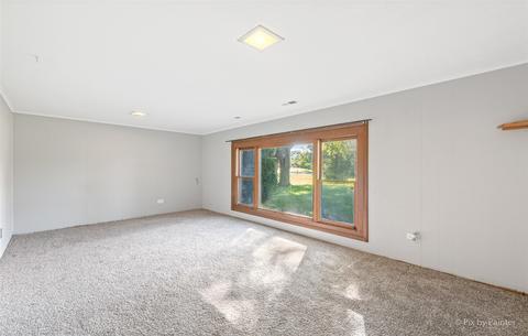 37 W166 Almora Ter, Elgin, IL 60124 photo 22