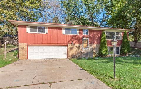 37 W166 Almora Ter, Elgin, IL 60124 photo 3
