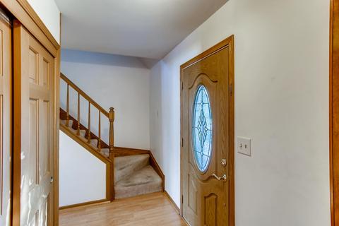 2735 Ridge Rd, Aurora, IL 60504 photo 4