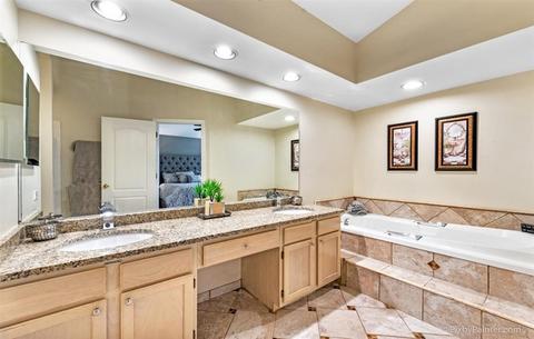 1377 Diamond Dr, Hoffman Estates, IL 60192 photo 26
