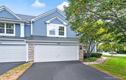 1377 Diamond Dr, Hoffman Estates, IL 60192 photo 2