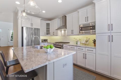 2105 Dauntless Dr, Glenview, IL 60026 photo 6
