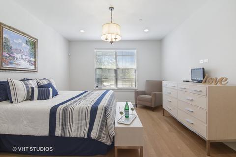 2105 Dauntless Dr, Glenview, IL 60026 photo 8