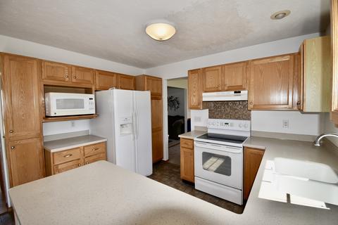 1325 Lismore Ln, Normal, IL 61761 photo 11