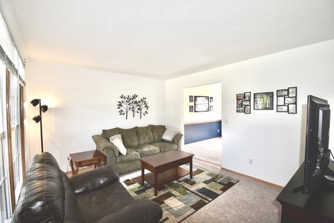 1325 Lismore Ln, Normal, IL 61761 photo 4