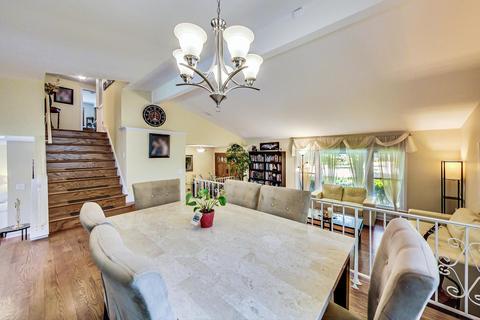 3938 Carousel Dr, Northbrook, IL 60062 photo 10