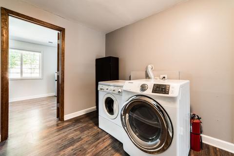 909 Southside Ave, Mchenry, IL 60051 photo 17