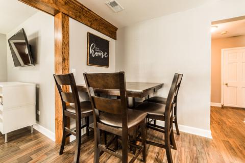909 Southside Ave, Mchenry, IL 60051 photo 7