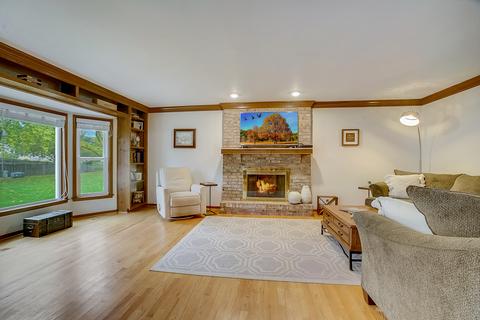 420 Greens View Dr, Algonquin, IL 60102 photo 17