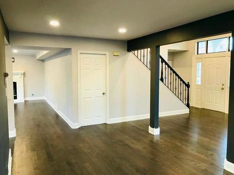 253 Village Ln, Bartlett, IL 60103 photo 5