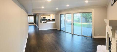 253 Village Ln, Bartlett, IL 60103 photo 9