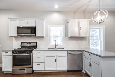 529 E 46th St, Chicago, IL 60653 photo 6