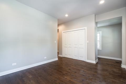 529 E 46th St, Chicago, IL 60653 photo 3