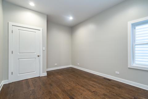 529 E 46th St, Chicago, IL 60653 photo 12