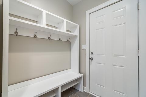 529 E 46th St, Chicago, IL 60653 photo 8