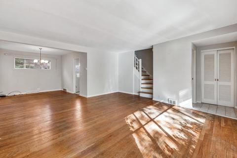 516 Barton Ave, Evanston, IL 60202 photo 4