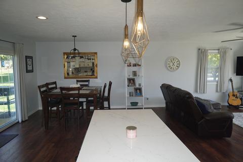 1212 Beech Dr, Dixon, IL 61021 photo 6