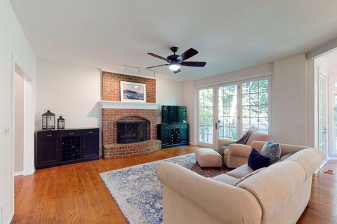 1 S640 Winfield Rd, Wheaton, IL 60189 photo 9