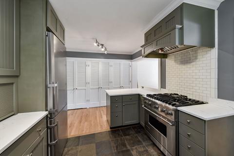 1122 Howard St, Wheaton, IL 60187 photo 11