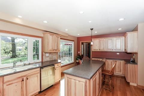 177 Jervey Ln, Bartlett, IL 60103 photo 12