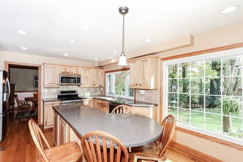 177 Jervey Ln, Bartlett, IL 60103 photo 13