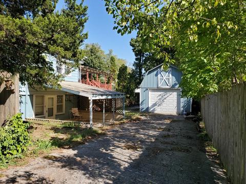 555 Wilcox Ave, Elgin, IL 60123 photo 3