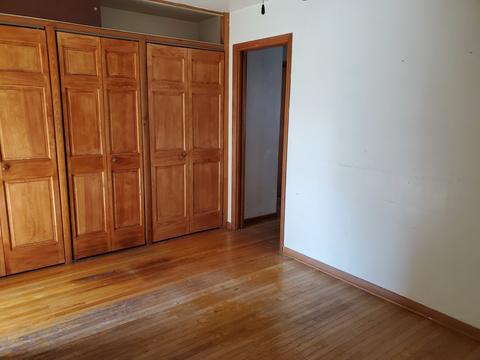 555 Wilcox Ave, Elgin, IL 60123 photo 10