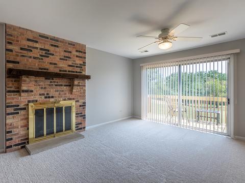 1935 Fairway Ct, Hoffman Estates, IL 60169 photo 16