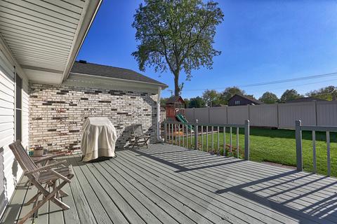463 Simone Dr, Des Plaines, IL 60016 photo 23