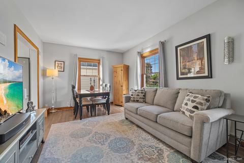 79 S Alfred Ave, Elgin, IL 60123 photo 4