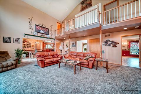 2304 Fox Bluff Ln, Spring Grove, IL 60081 photo 9