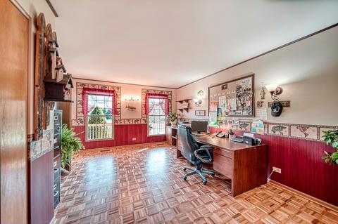 2304 Fox Bluff Ln, Spring Grove, IL 60081 photo 14