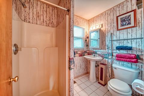 2304 Fox Bluff Ln, Spring Grove, IL 60081 photo 12
