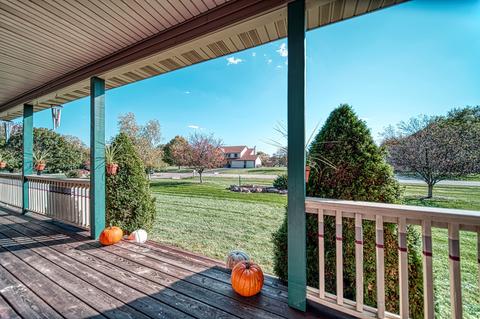 2304 Fox Bluff Ln, Spring Grove, IL 60081 photo 7
