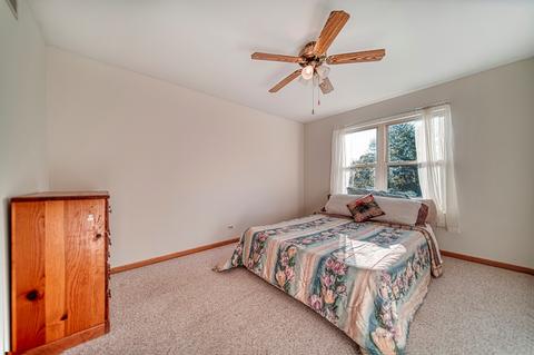 2304 Fox Bluff Ln, Spring Grove, IL 60081 photo 25