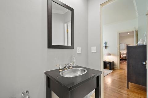 70 E Scott St #308, Chicago, IL 60610 photo 18