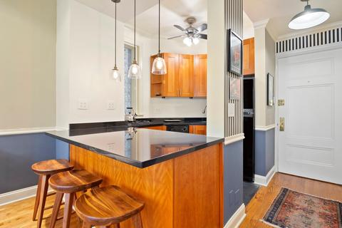 70 E Scott St #308, Chicago, IL 60610 photo 10