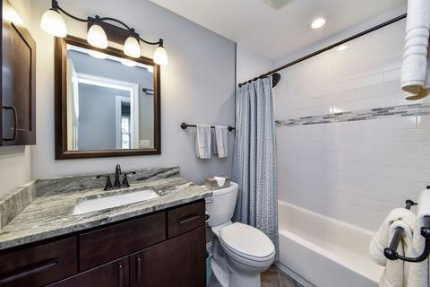 910 Capistrano Ter, Bartlett, IL 60103 photo 16