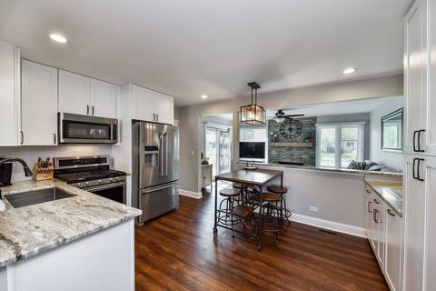 910 Capistrano Ter, Bartlett, IL 60103 photo 6