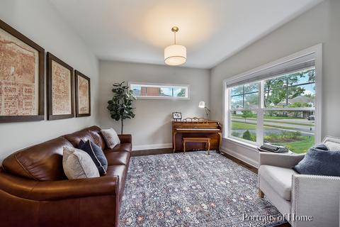 220 E Hawthorne Blvd, Wheaton, IL 60187 photo 13