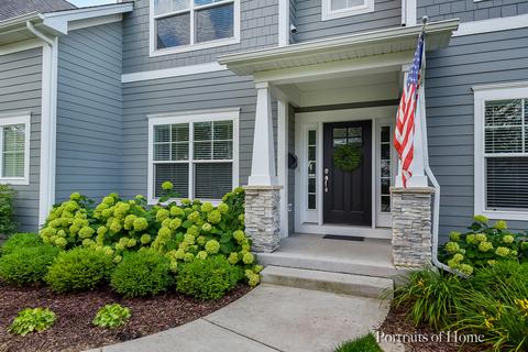 220 E Hawthorne Blvd, Wheaton, IL 60187 photo 2